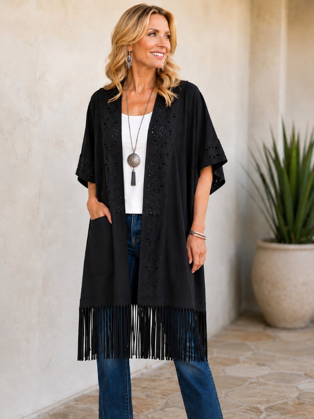 Antthony Original Black Laser-Cut Microsuede Fringe Topper One Size Missy – NWOT